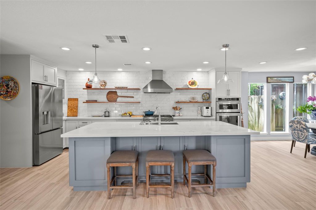 842 Ivy Wall Drive, Houston, TX 77079