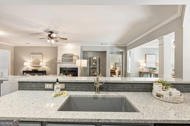 5960 Chimney Rock Drive, Hoschton, GA 30548