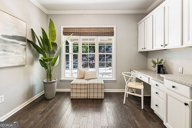 5960 Chimney Rock Drive, Hoschton, GA 30548