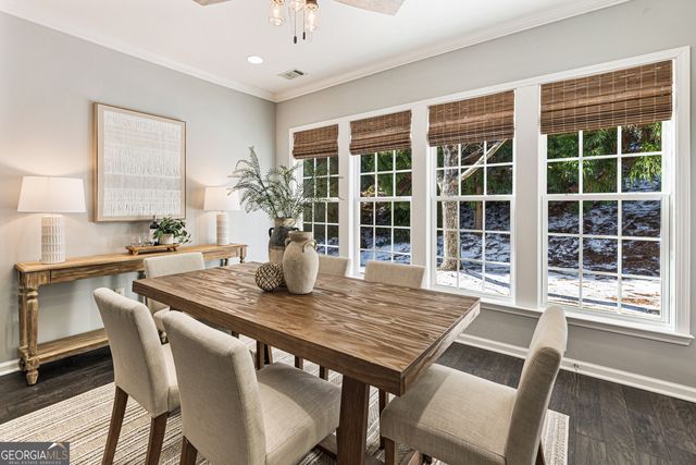 5960 Chimney Rock Drive, Hoschton, GA 30548