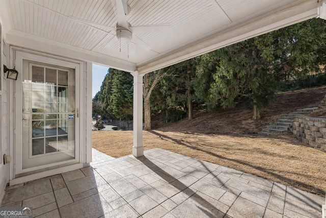 5960 Chimney Rock Drive, Hoschton, GA 30548