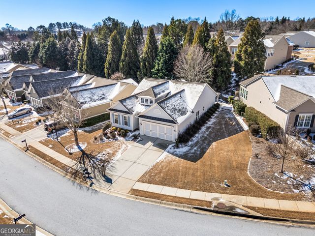 5960 Chimney Rock Drive, Hoschton, GA 30548