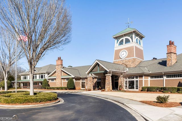 5960 Chimney Rock Drive, Hoschton, GA 30548