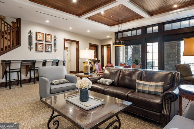 5960 Chimney Rock Drive, Hoschton, GA 30548