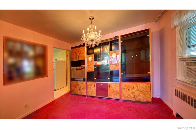 10 Taft Avenue, Hempstead, NY 11550