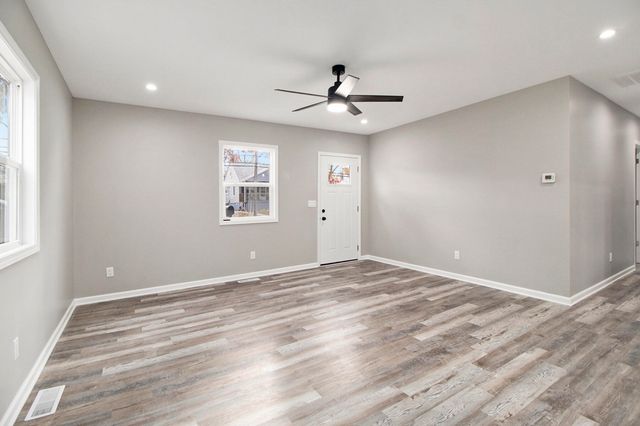 4124 Liverpool Road, Lake Station, IN 46405