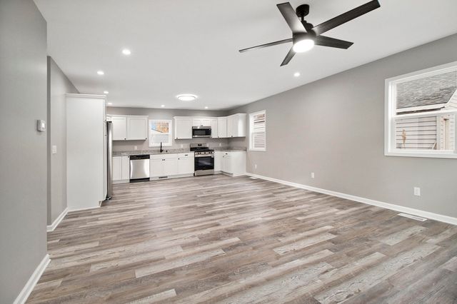 4124 Liverpool Road, Lake Station, IN 46405