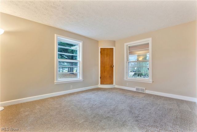 3709 S Union Avenue, Alliance, OH 44601