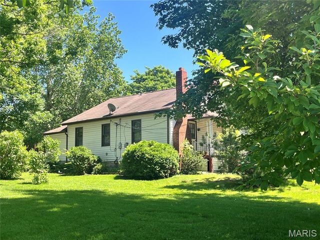 4942 Lemay Ferry Road, St Louis, MO 63129
