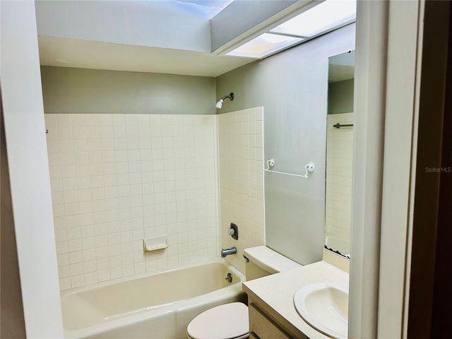 13610 S VILLAGE DRIVE 4111, Tampa, FL 33618