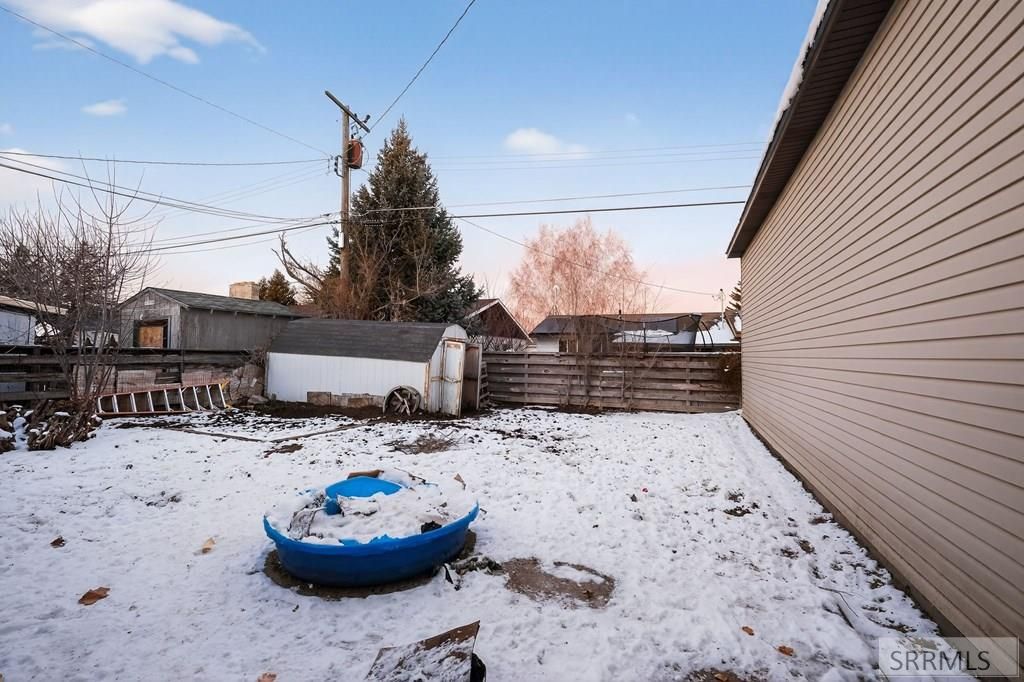 Image 3 of property listing at 495 Clifford Street, Blackfoot, ID 83221