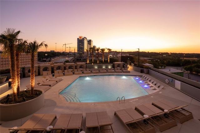 1400 W Peachtree NW Street Studio, Atlanta, GA 30309