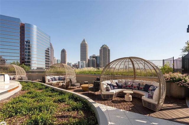 1400 W Peachtree NW Street Studio, Atlanta, GA 30309