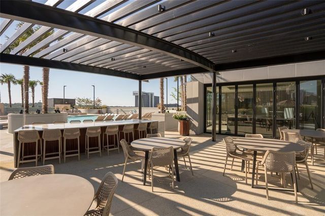 1400 W Peachtree NW Street Studio, Atlanta, GA 30309