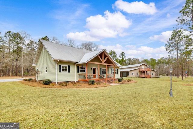 251 192 Highway N, Twin City, GA 30471