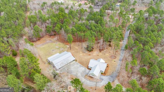 251 192 Highway N, Twin City, GA 30471