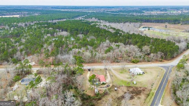 251 192 Highway N, Twin City, GA 30471