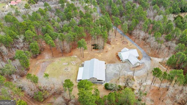 251 192 Highway N, Twin City, GA 30471