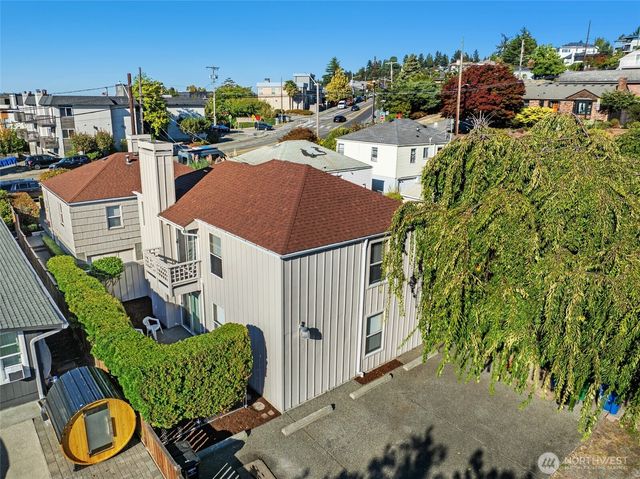 5911 SW Admiral Way, Seattle, WA 98116