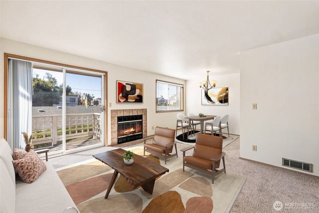 5911 SW Admiral Way, Seattle, WA 98116