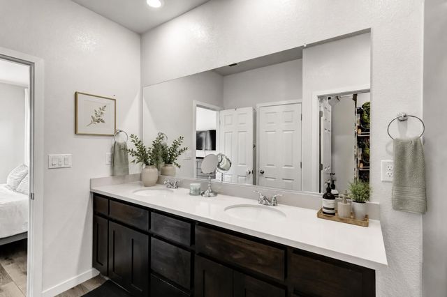 2032 Metalmark St, Roseville, CA 95747