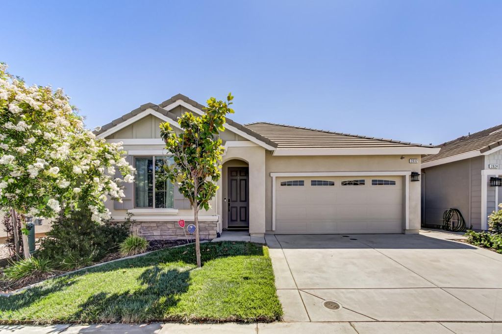 2032 Metalmark St, Roseville, CA 95747