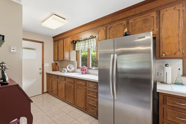 22 Williston Dr, Longmeadow, MA 01106