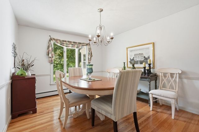 22 Williston Dr, Longmeadow, MA 01106