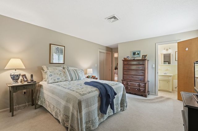 22 Williston Dr, Longmeadow, MA 01106