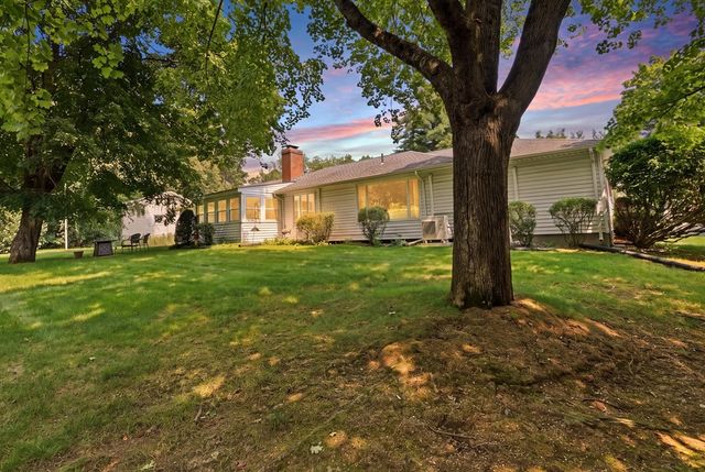22 Williston Dr, Longmeadow, MA 01106
