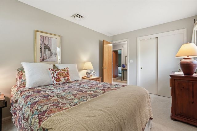 22 Williston Dr, Longmeadow, MA 01106