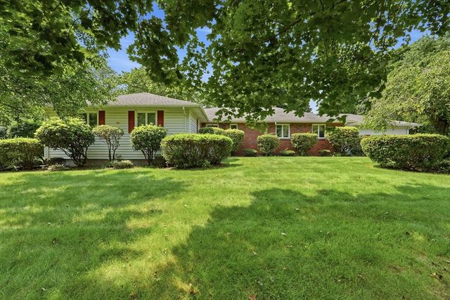22 Williston Dr, Longmeadow, MA 01106