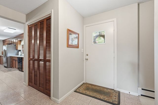 22 Williston Dr, Longmeadow, MA 01106