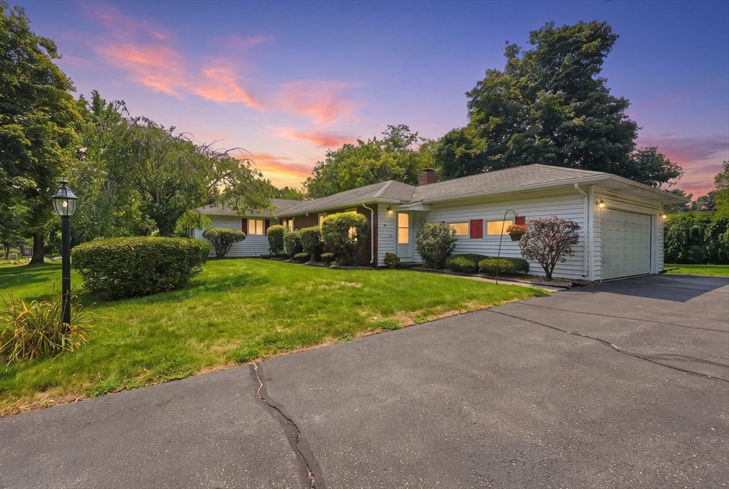 22 Williston Dr, Longmeadow, MA 01106