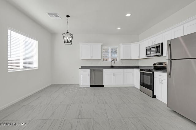 3044 N Estrella Avenue, Tucson, AZ 85705