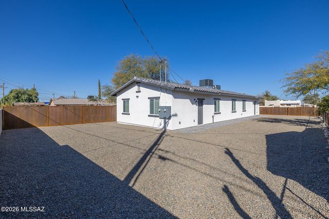 3044 N Estrella Avenue, Tucson, AZ 85705