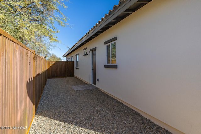 3044 N Estrella Avenue, Tucson, AZ 85705