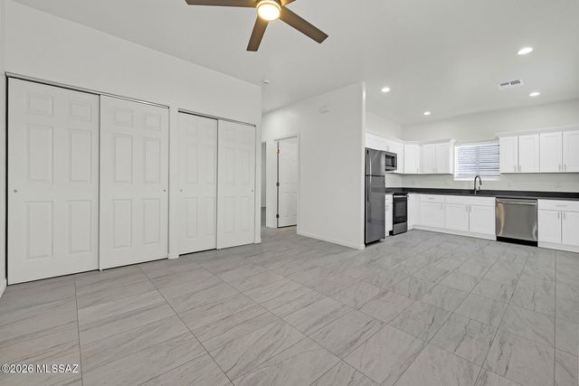 3044 N Estrella Avenue, Tucson, AZ 85705