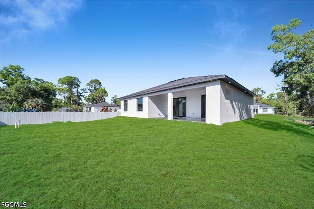 2913 14th ST W, Lehigh Acres, FL 33971