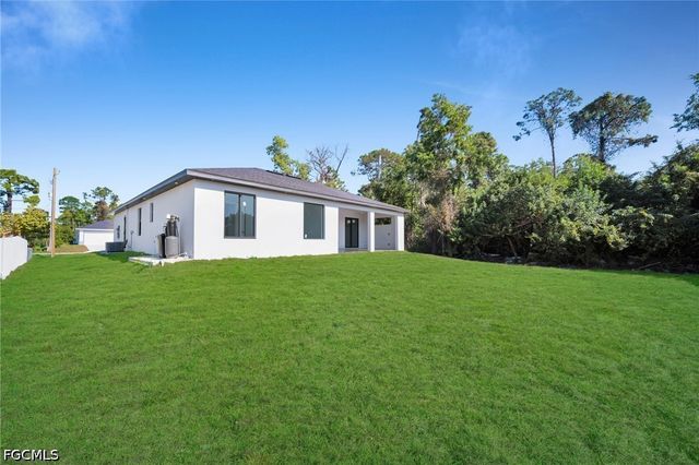 2913 14th ST W, Lehigh Acres, FL 33971