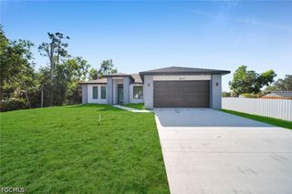 2913 14th ST W, Lehigh Acres, FL 33971