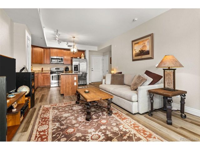 640 11th St 203, Golden, CO 80401