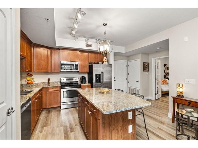 640 11th St 203, Golden, CO 80401