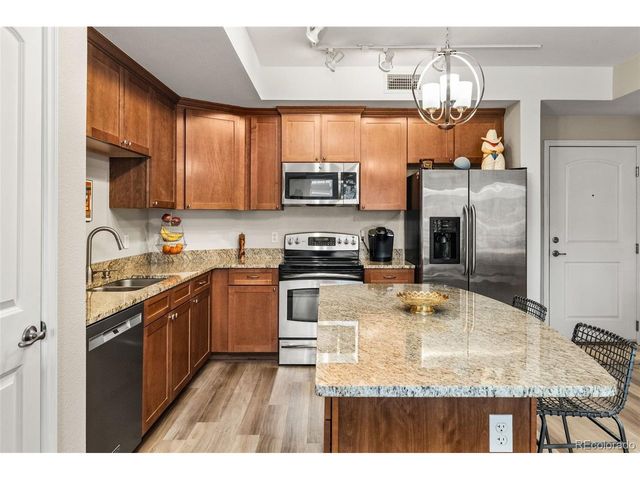 640 11th St 203, Golden, CO 80401