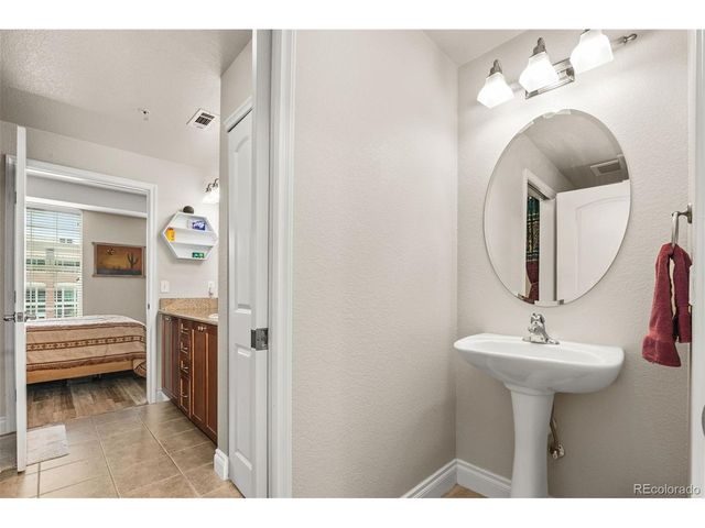 640 11th St 203, Golden, CO 80401