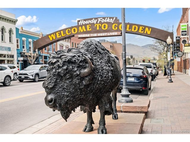 640 11th St 203, Golden, CO 80401