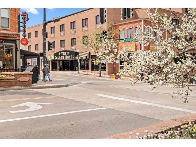 640 11th St 203, Golden, CO 80401