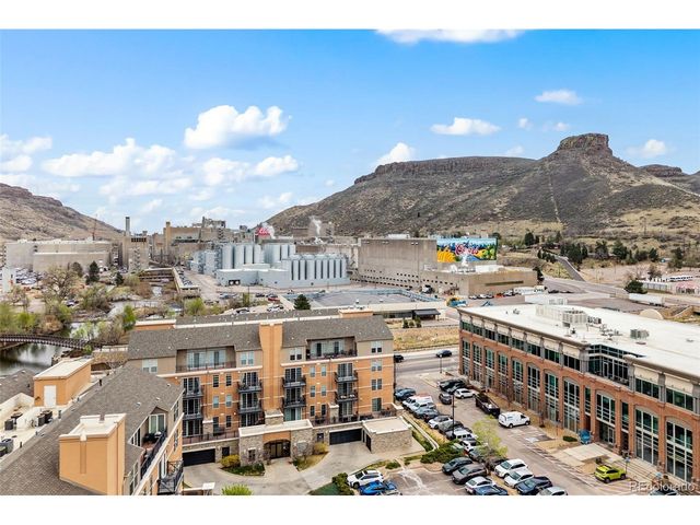 640 11th St 203, Golden, CO 80401