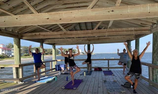 2860 Harborside Way, Southport, NC 28461