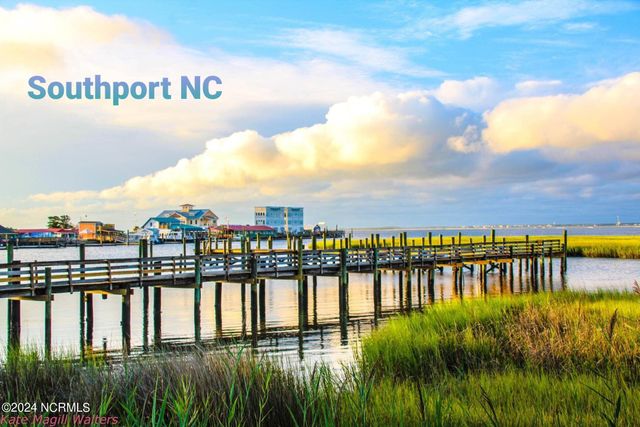 2860 Harborside Way, Southport, NC 28461